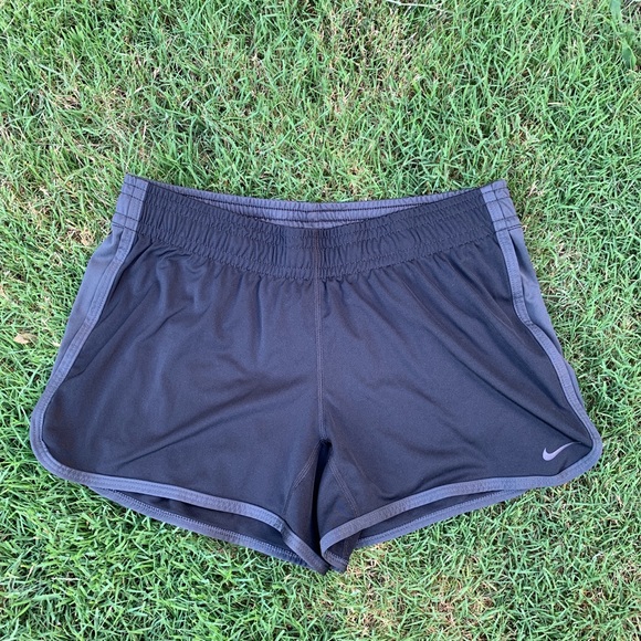 Nike dri fit shorts - Picture 1 of 3